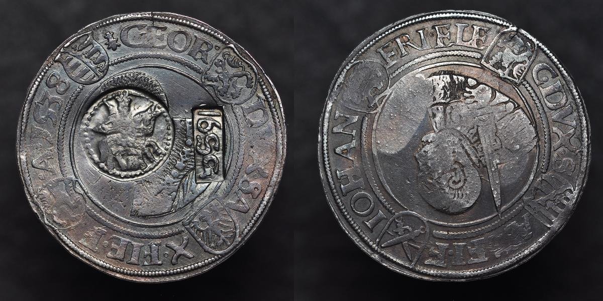 ефимок на талере 1538 года.jpg